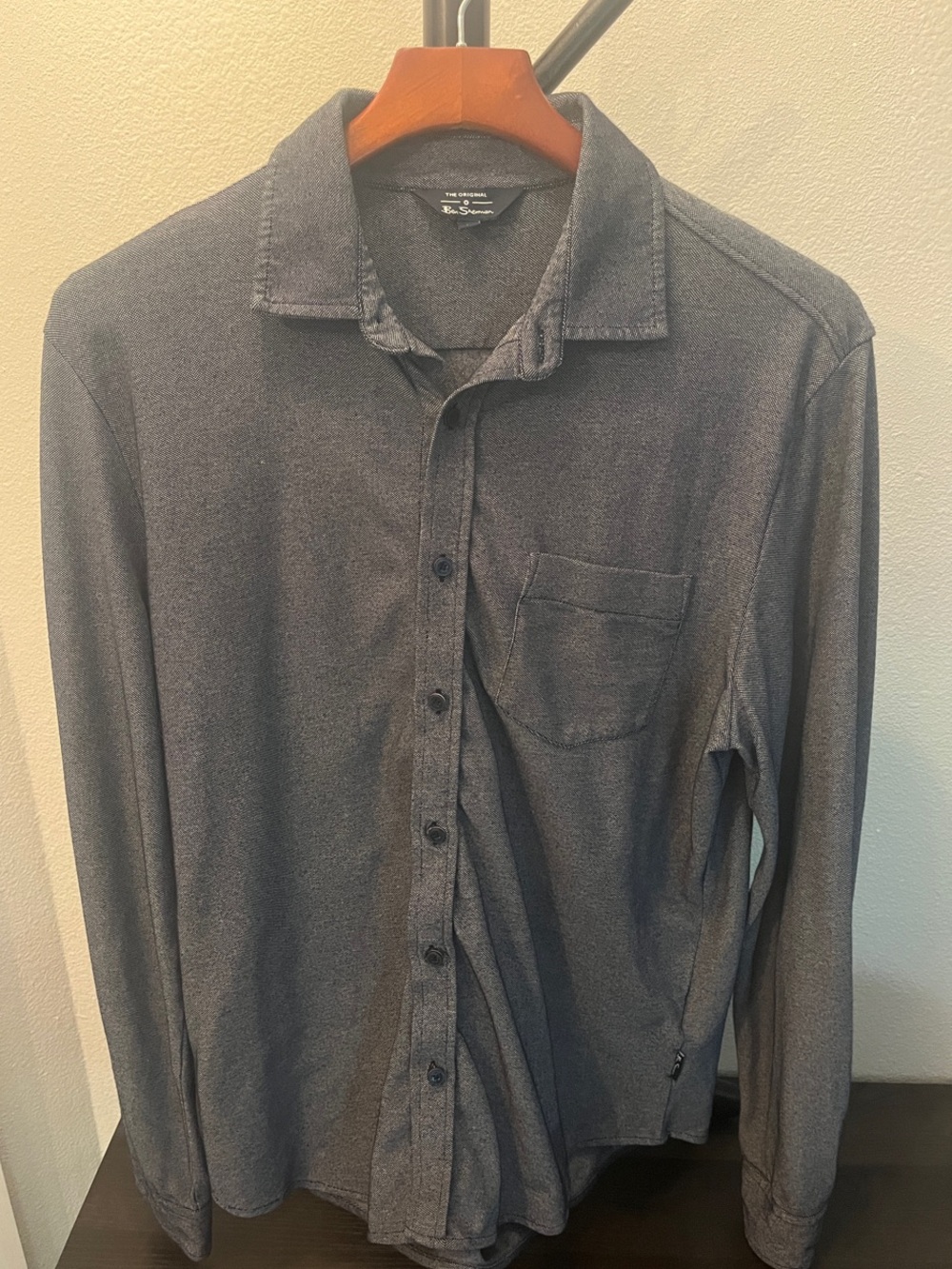 Ben Sherman Men's Long-Sleeve Button-Down Shirt in Charcoal Gray